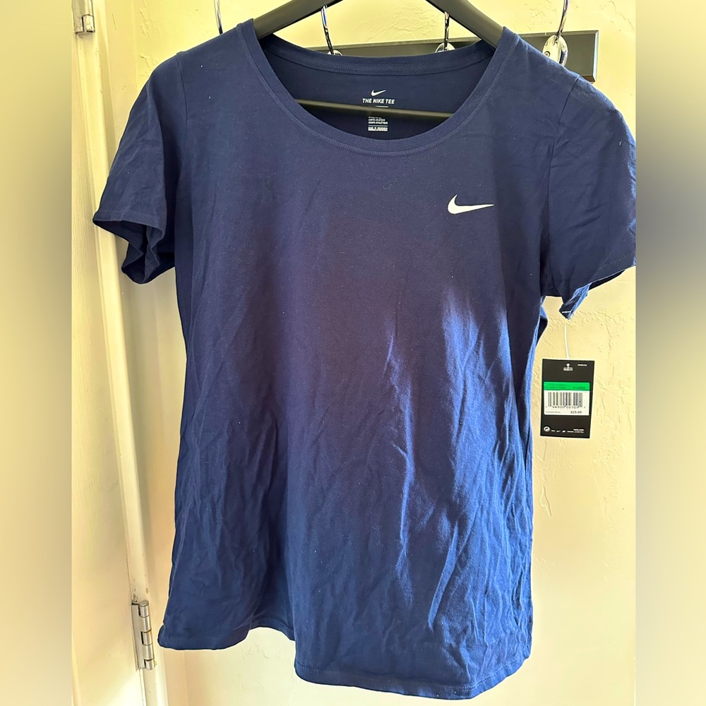 Nike XL navy blue T-shirt with tags